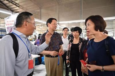 紡織業(yè)瀾湄合作啟程 徐迎新率工作組出訪柬埔寨、老撾，推動行業(yè)協(xié)同發(fā)展