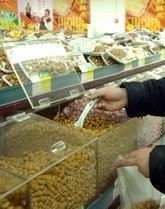 不觸摸，更安心 散裝食品選購的新風尚